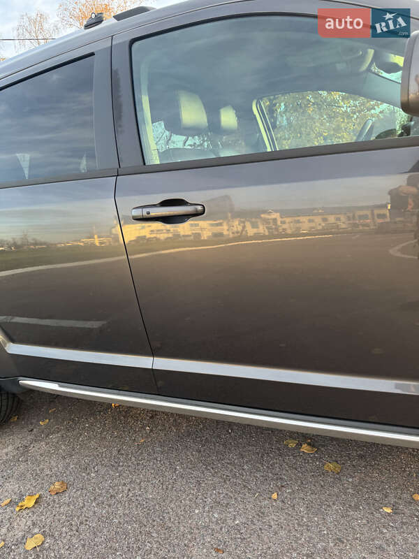 Позашляховик / Кросовер Dodge Journey 2016 в Житомирі