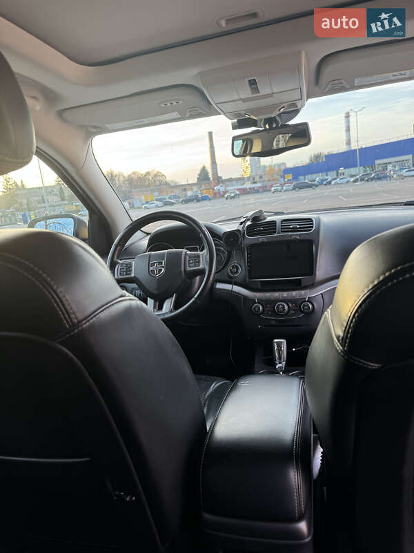 Позашляховик / Кросовер Dodge Journey 2016 в Житомирі