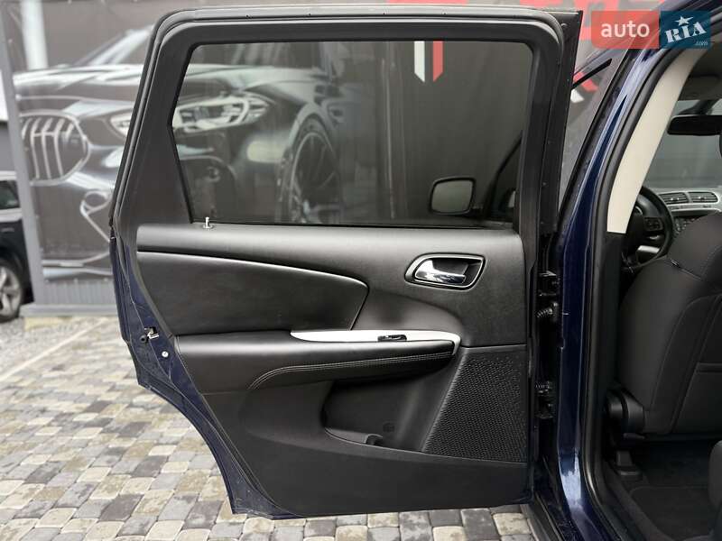 Внедорожник / Кроссовер Dodge Journey 2020 в Львове