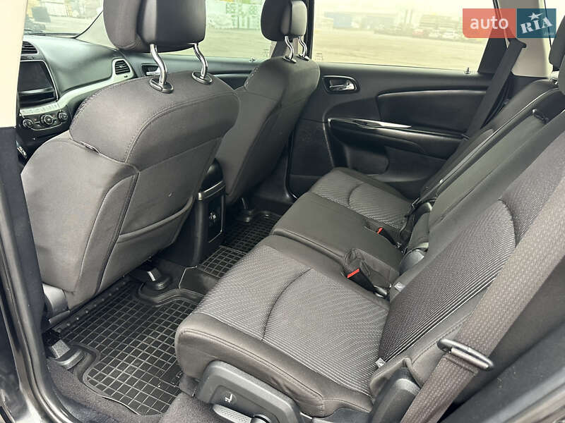 Позашляховик / Кросовер Dodge Journey 2015 в Хмельницькому фото 27 Позашляховик / Кросовер Dodge Journey 2015 в Хмельницькому