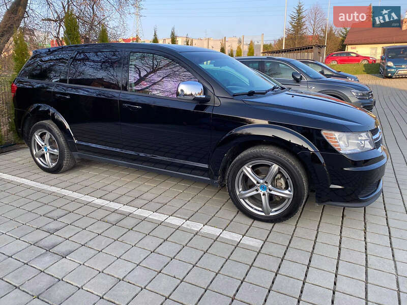 Позашляховик / Кросовер Dodge Journey 2014 в Бориславі