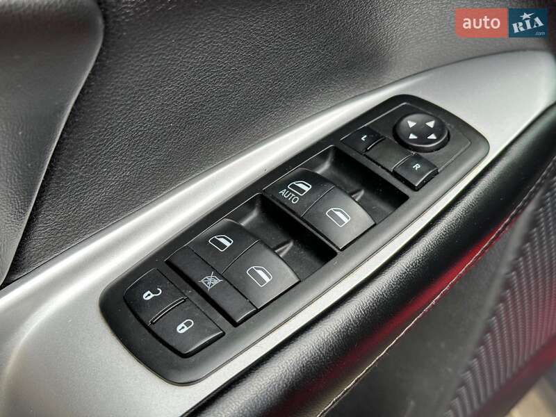 Внедорожник / Кроссовер Dodge Journey 2014 в Одессе фото 11 Внедорожник / Кроссовер Dodge Journey 2014 в Одессе