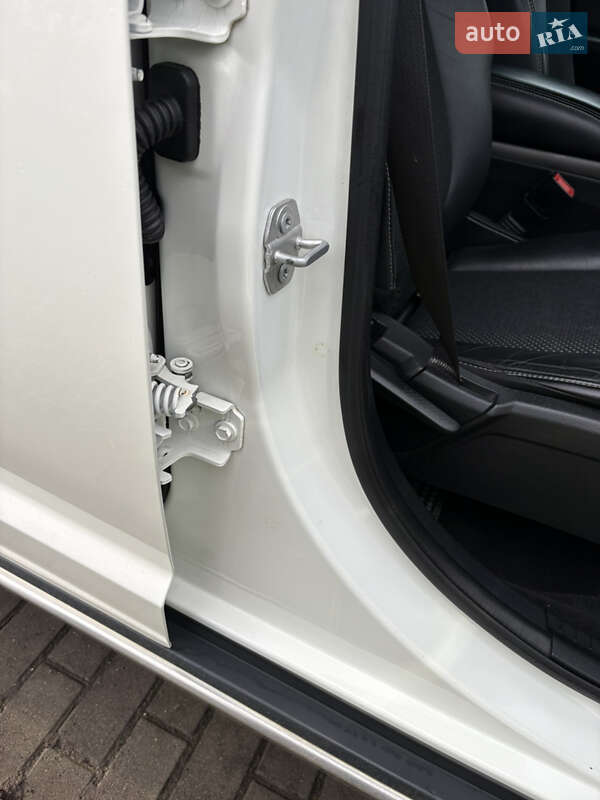 Позашляховик / Кросовер Dodge Journey 2017 в Львові фото 31 Позашляховик / Кросовер Dodge Journey 2017 в Львові