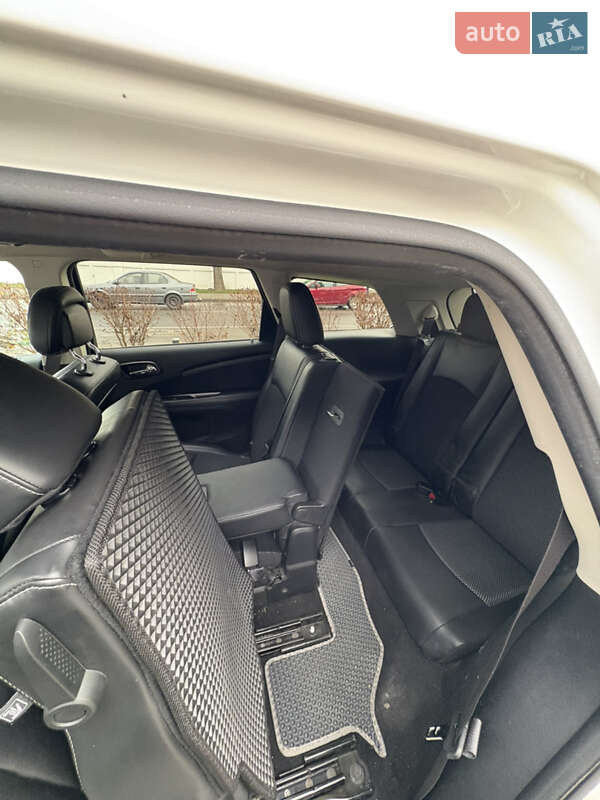 Позашляховик / Кросовер Dodge Journey 2017 в Львові фото 50 Позашляховик / Кросовер Dodge Journey 2017 в Львові