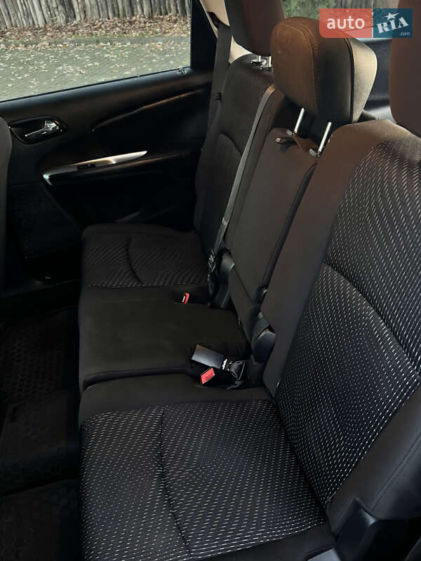 Внедорожник / Кроссовер Dodge Journey 2017 в Львове