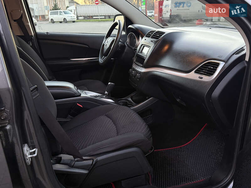Позашляховик / Кросовер Dodge Journey 2016 в Житомирі фото 14 Позашляховик / Кросовер Dodge Journey 2016 в Житомирі