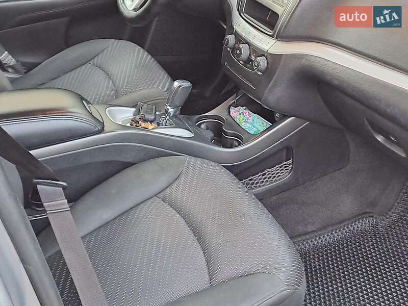 Внедорожник / Кроссовер Dodge Journey 2015 в Одессе фото 14 Внедорожник / Кроссовер Dodge Journey 2015 в Одессе