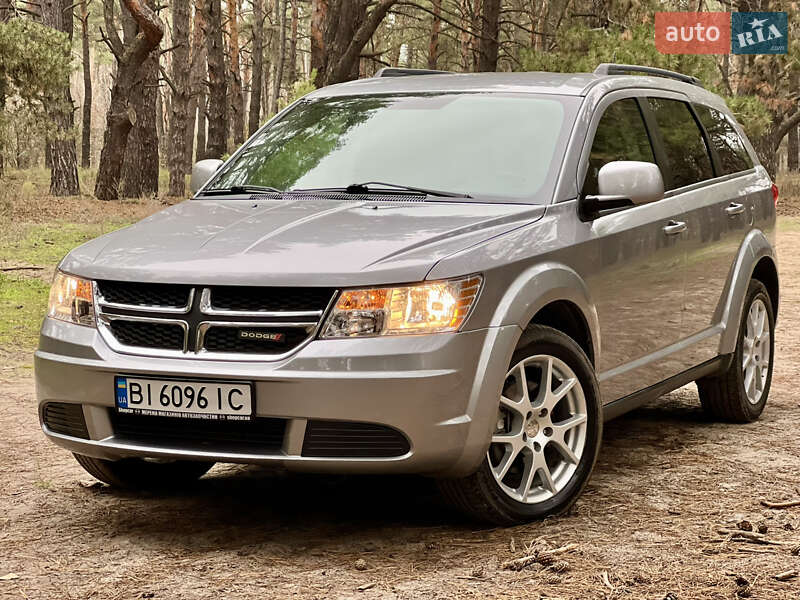 Позашляховик / Кросовер Dodge Journey 2014 в Горішніх Плавнях