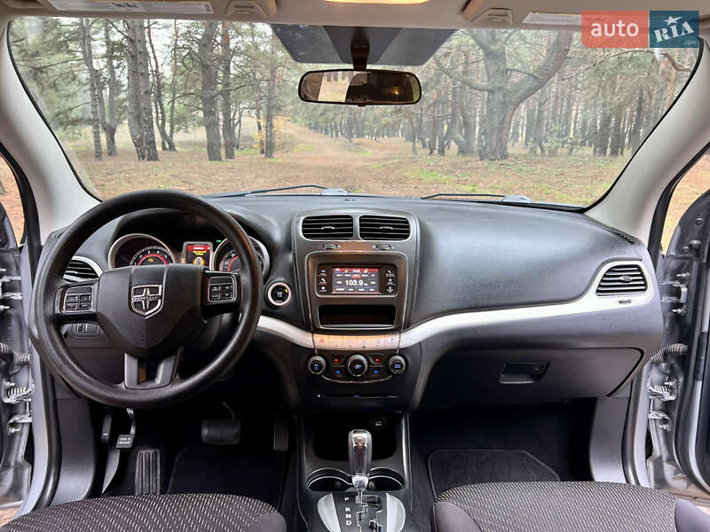 Позашляховик / Кросовер Dodge Journey 2014 в Горішніх Плавнях