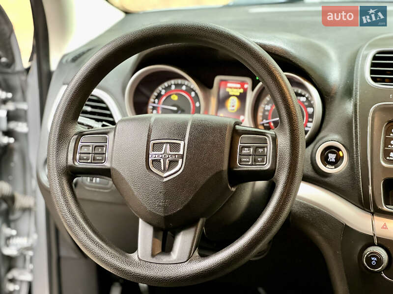 Позашляховик / Кросовер Dodge Journey 2014 в Горішніх Плавнях