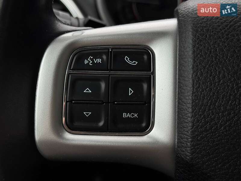 Внедорожник / Кроссовер Dodge Journey 2017 в Ровно