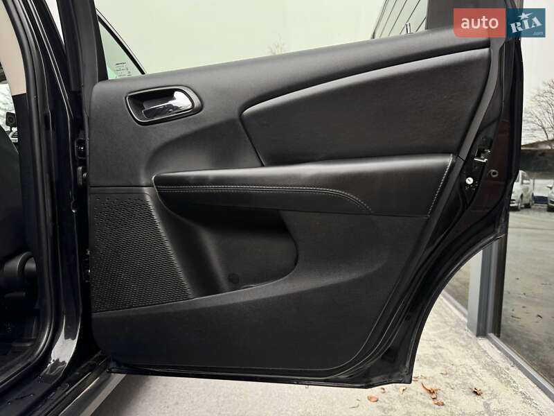 Внедорожник / Кроссовер Dodge Journey 2017 в Ровно