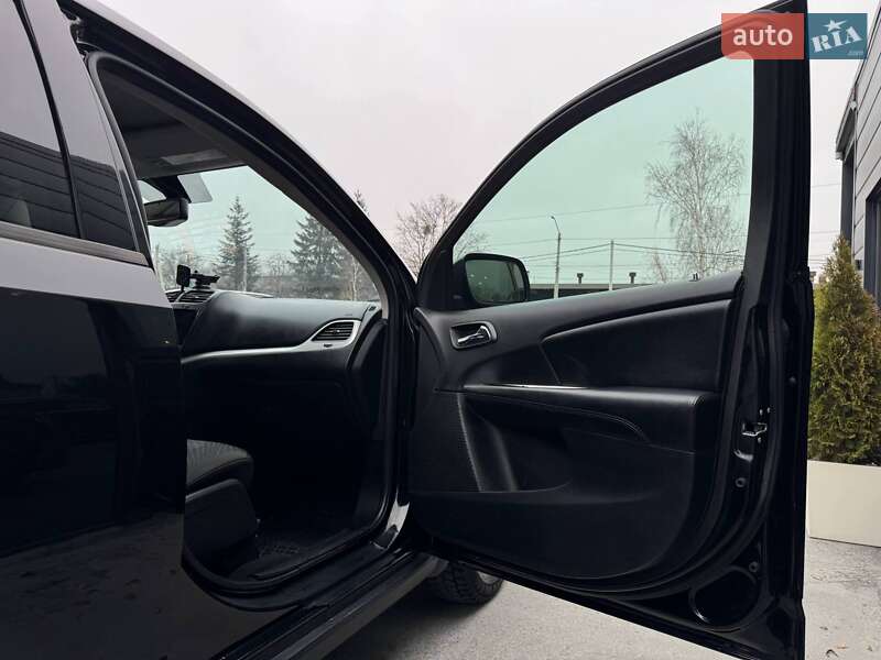 Внедорожник / Кроссовер Dodge Journey 2017 в Ровно