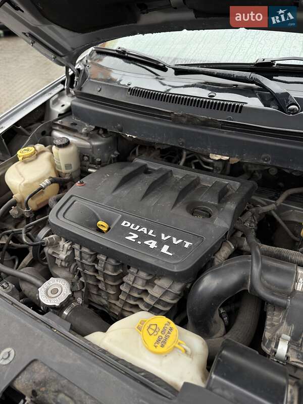 Позашляховик / Кросовер Dodge Journey 2014 в Вінниці