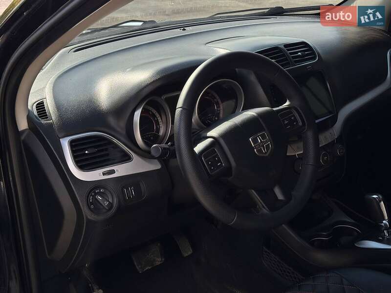 Внедорожник / Кроссовер Dodge Journey 2016 в Каменец-Подольском