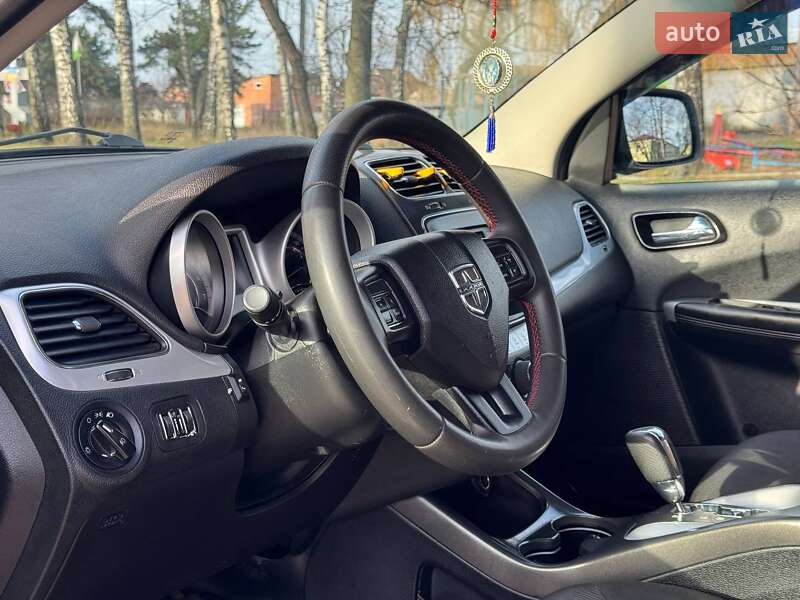 Позашляховик / Кросовер Dodge Journey 2012 в Охтирці
