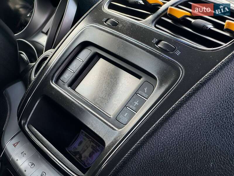 Позашляховик / Кросовер Dodge Journey 2012 в Охтирці