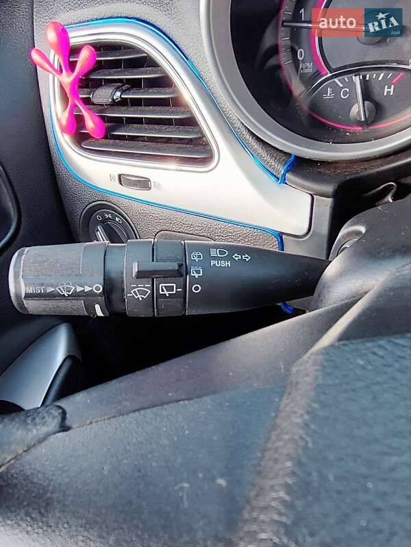 Внедорожник / Кроссовер Dodge Journey 2015 в Киеве