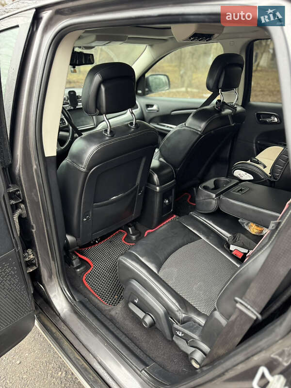 Позашляховик / Кросовер Dodge Journey 2015 в Хмельницькому фото 13 Позашляховик / Кросовер Dodge Journey 2015 в Хмельницькому