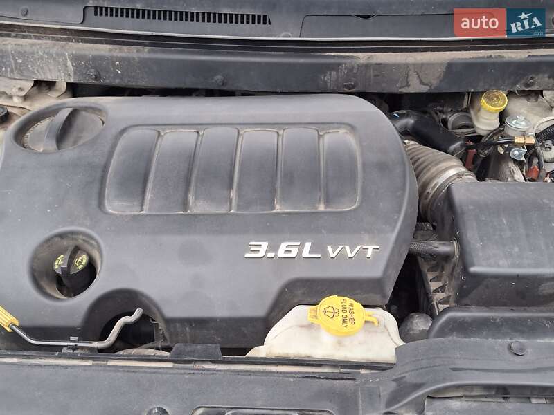 Внедорожник / Кроссовер Dodge Journey 2013 в Кременчуге фото 6 Внедорожник / Кроссовер Dodge Journey 2013 в Кременчуге