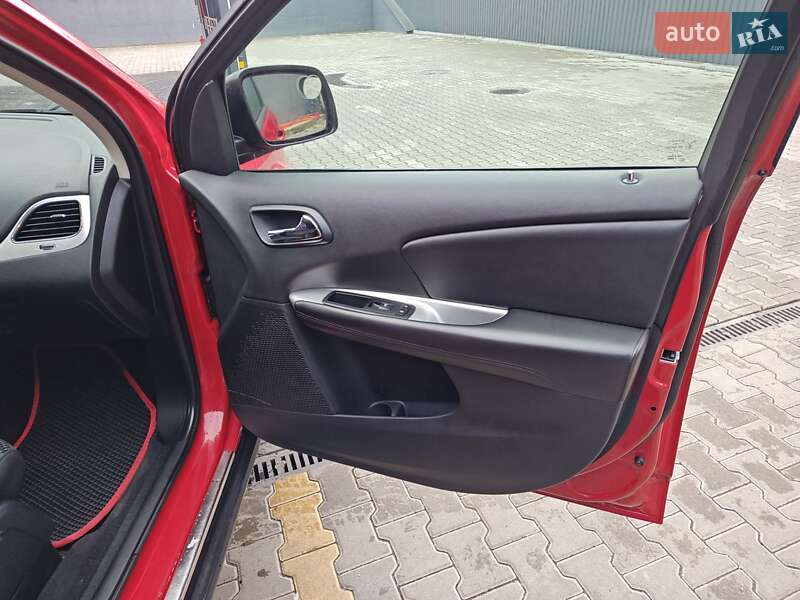 Внедорожник / Кроссовер Dodge Journey 2012 в Житомире фото 34 Внедорожник / Кроссовер Dodge Journey 2012 в Житомире