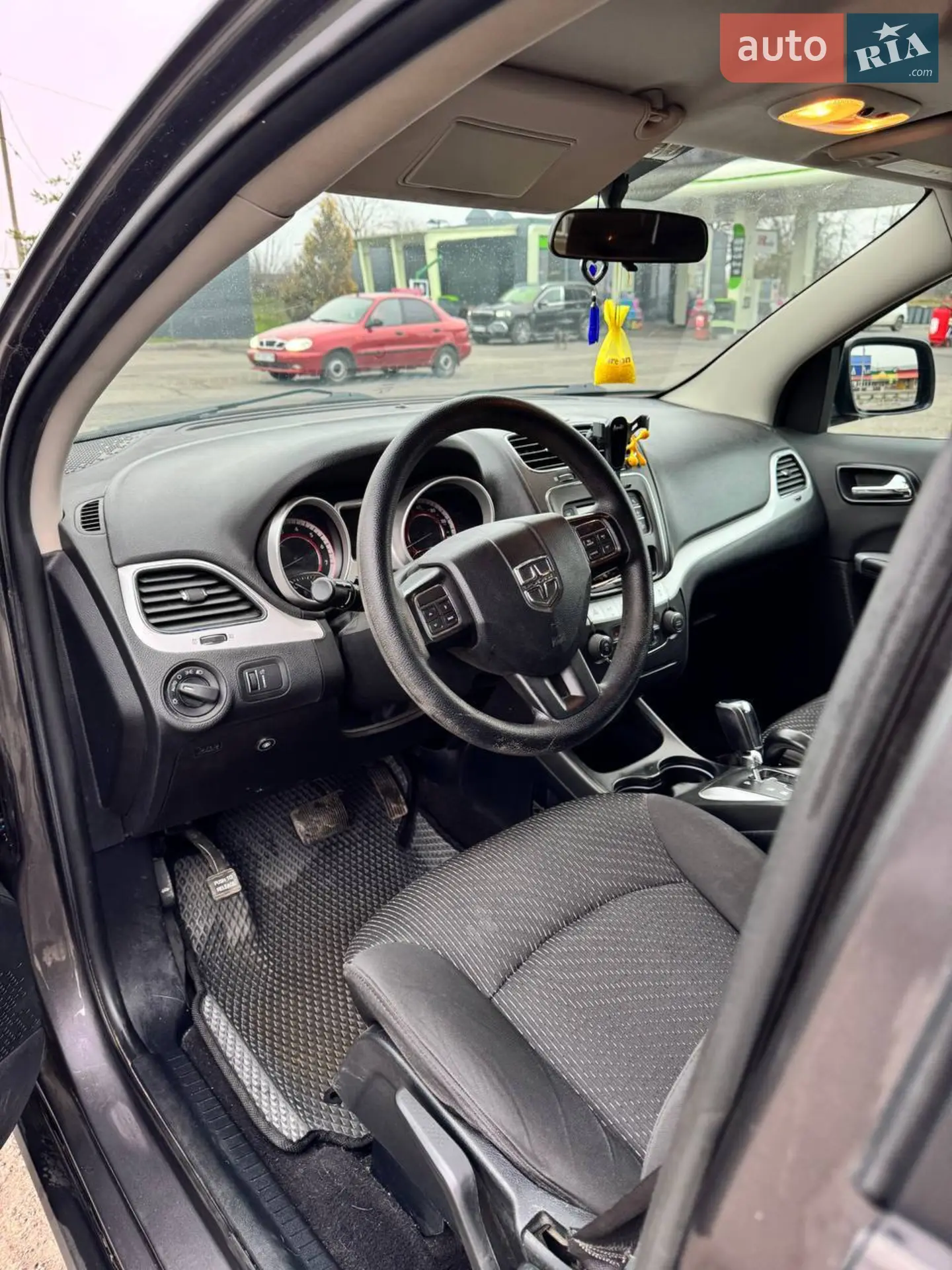 2017 Dodge Journey - мініатюра 38