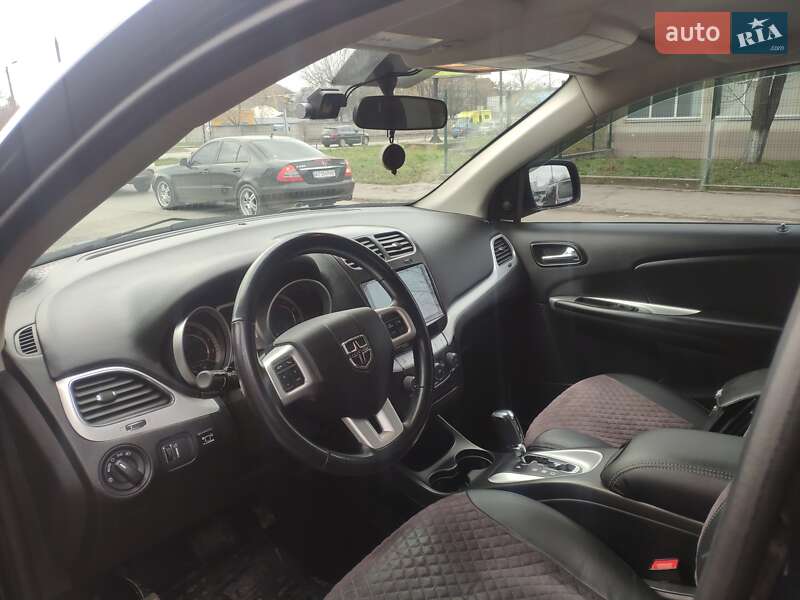 Внедорожник / Кроссовер Dodge Journey 2017 в Ивано-Франковске