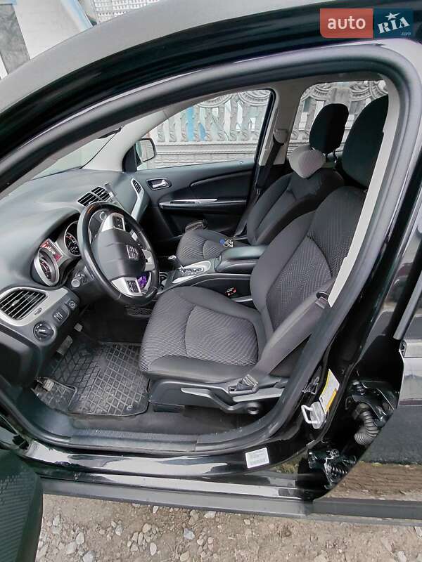 Внедорожник / Кроссовер Dodge Journey 2015 в Белой Церкви