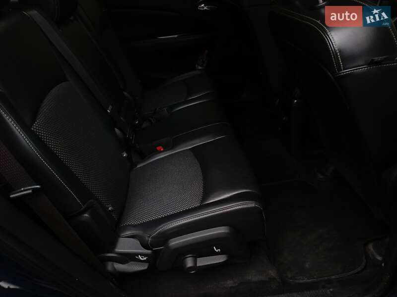 Внедорожник / Кроссовер Dodge Journey 2016 в Нежине