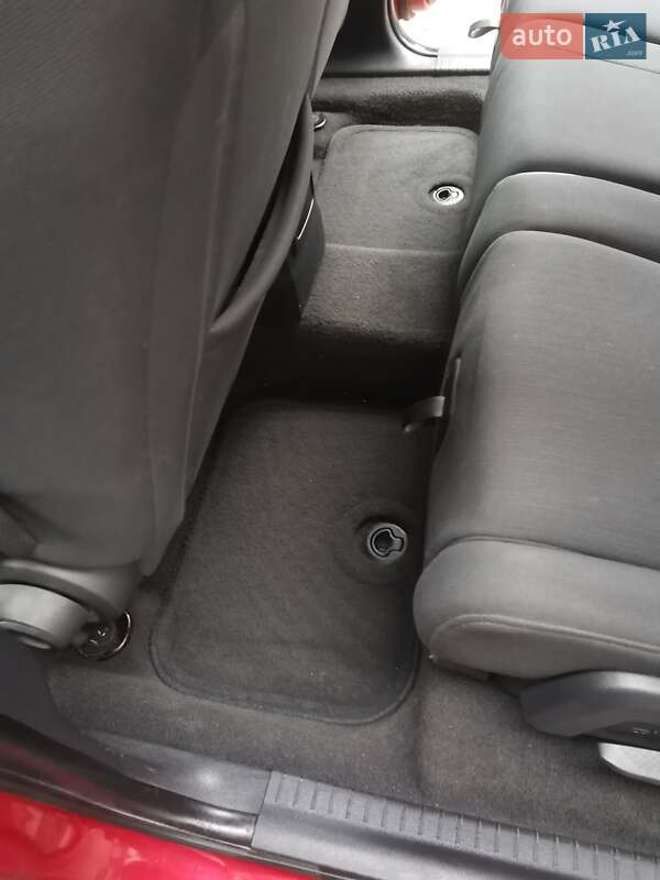 Внедорожник / Кроссовер Dodge Journey 2010 в Черкассах фото 29 Внедорожник / Кроссовер Dodge Journey 2010 в Черкассах