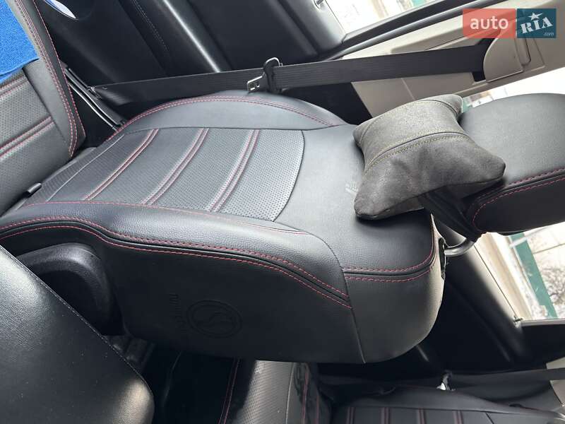 Позашляховик / Кросовер Dodge Journey 2015 в Вінниці