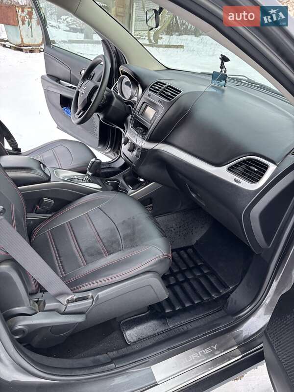 Позашляховик / Кросовер Dodge Journey 2015 в Вінниці