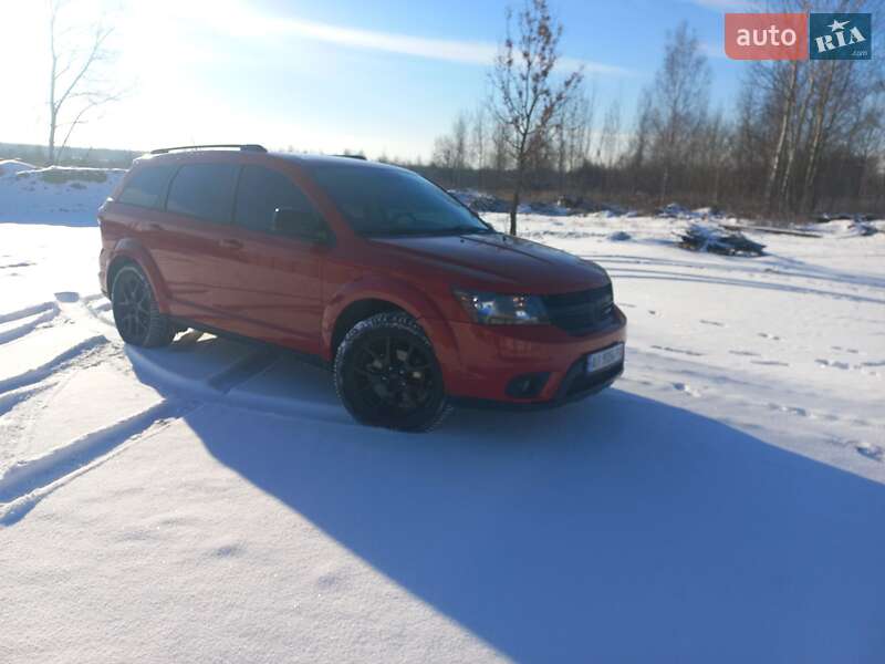 Внедорожник / Кроссовер Dodge Journey 2015 в Михайловке-Рубежовке
