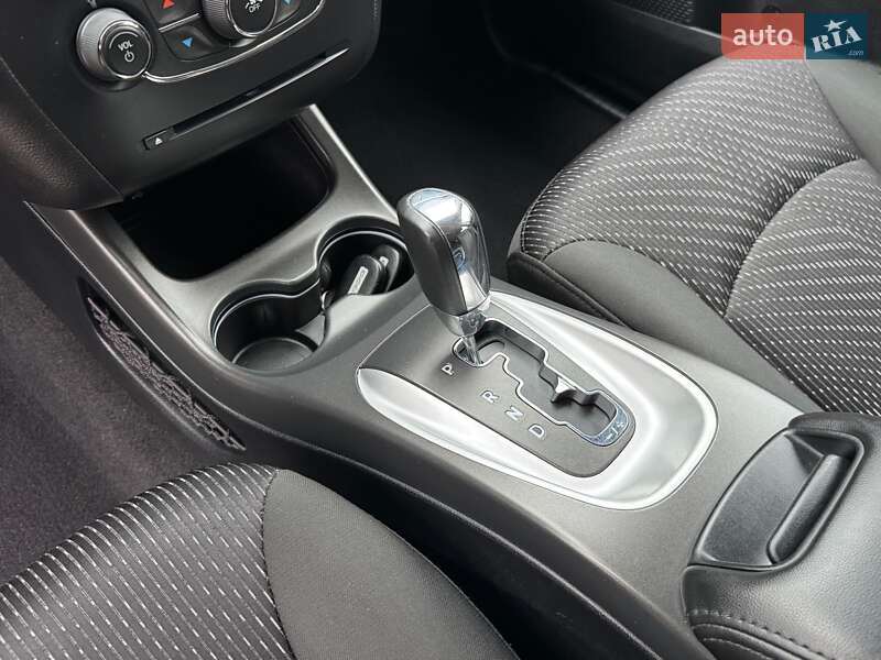 Внедорожник / Кроссовер Dodge Journey 2020 в Луцке