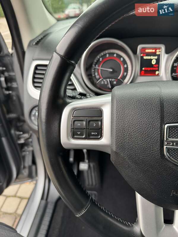 Внедорожник / Кроссовер Dodge Journey 2020 в Луцке