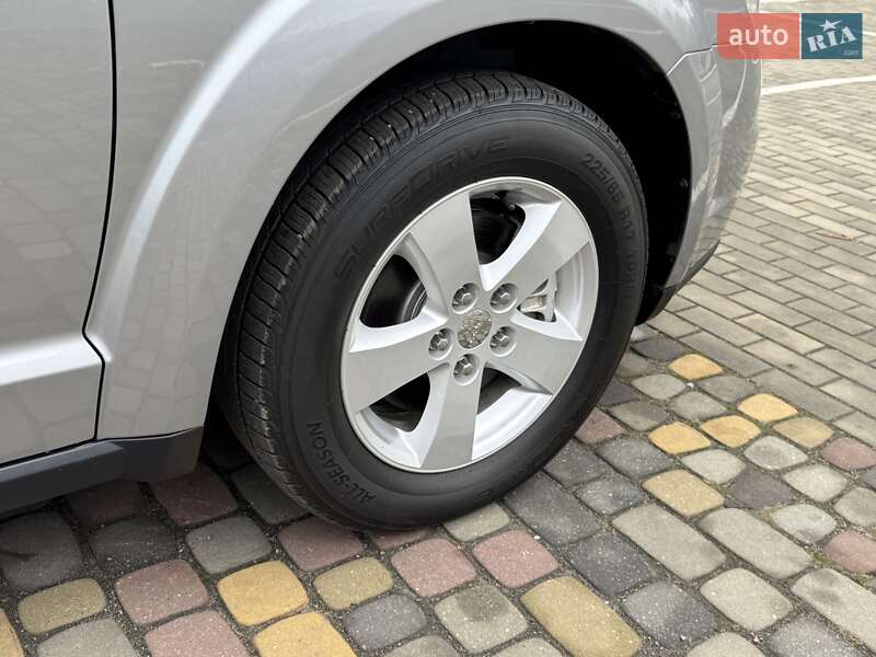 Внедорожник / Кроссовер Dodge Journey 2020 в Луцке