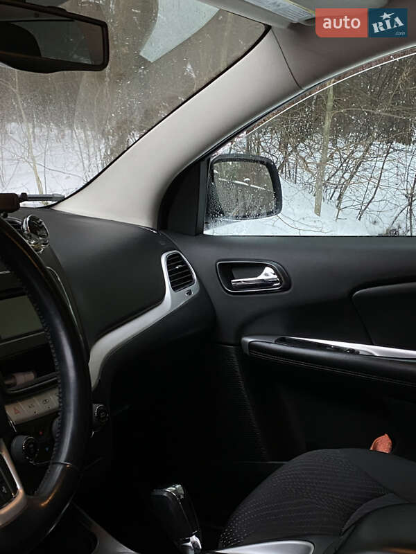 Внедорожник / Кроссовер Dodge Journey 2016 в Киеве фото 7 Внедорожник / Кроссовер Dodge Journey 2016 в Киеве