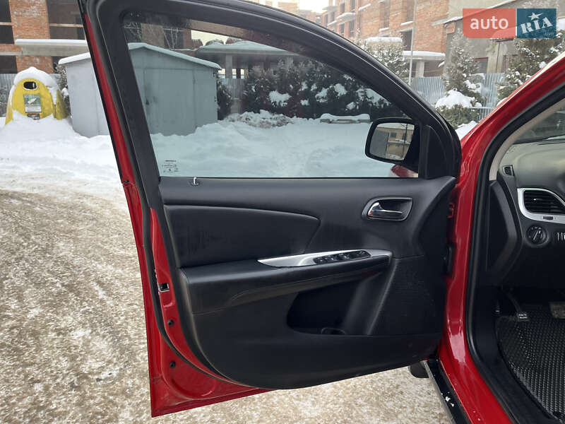 Внедорожник / Кроссовер Dodge Journey 2014 в Ивано-Франковске фото 36 Внедорожник / Кроссовер Dodge Journey 2014 в Ивано-Франковске