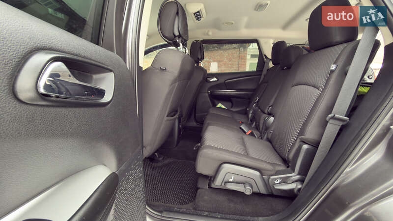 Внедорожник / Кроссовер Dodge Journey 2014 в Запорожье фото 19 Внедорожник / Кроссовер Dodge Journey 2014 в Запорожье