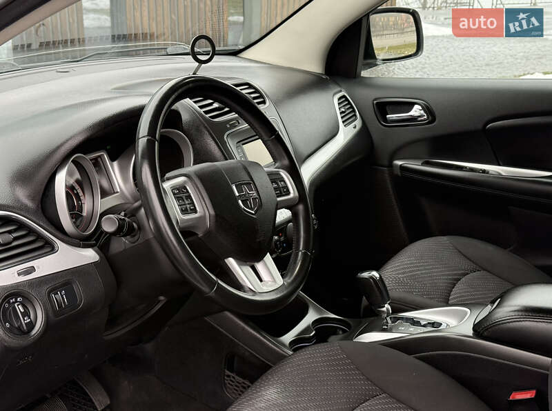 Внедорожник / Кроссовер Dodge Journey 2015 в Днепре