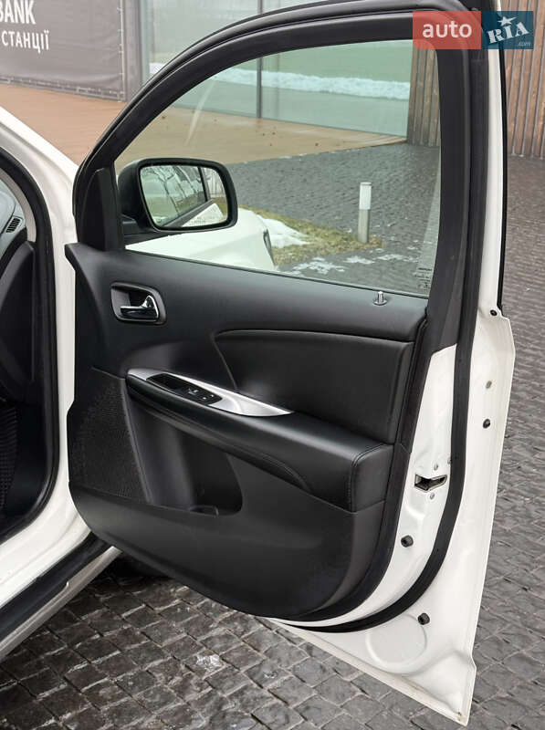 Внедорожник / Кроссовер Dodge Journey 2015 в Днепре