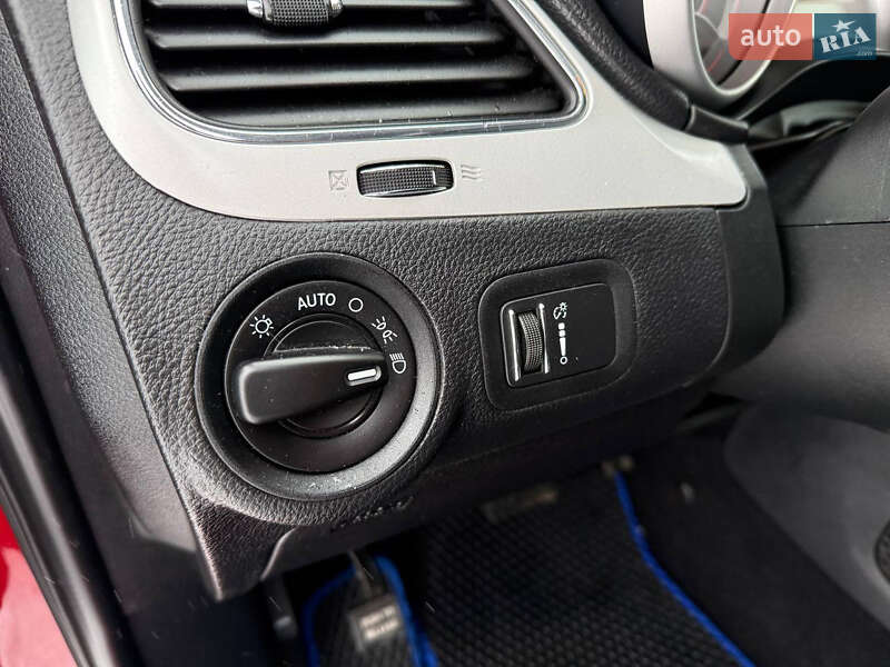 Внедорожник / Кроссовер Dodge Journey 2018 в Стрые