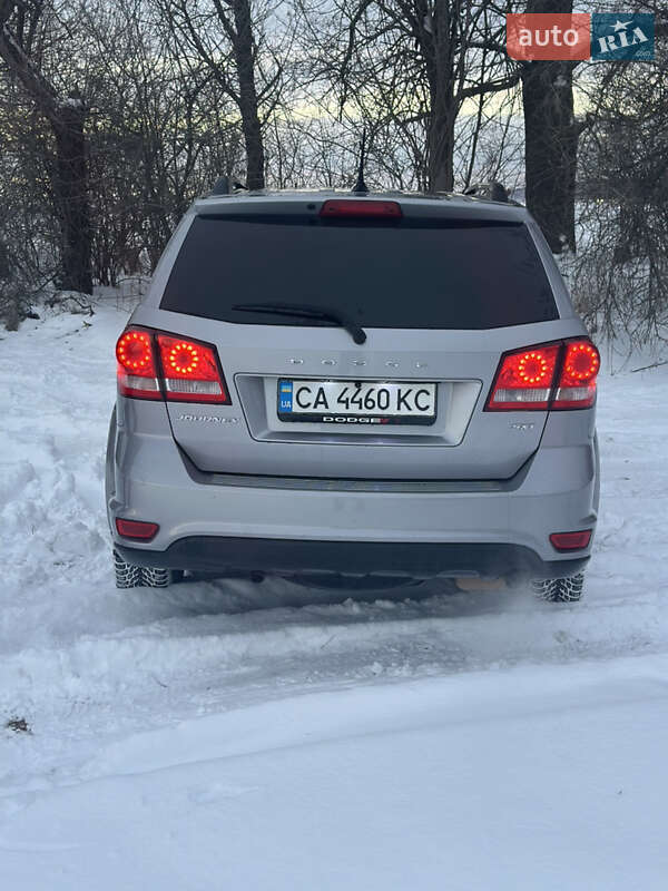 Позашляховик / Кросовер Dodge Journey 2017 в Смілі фото 3 Позашляховик / Кросовер Dodge Journey 2017 в Смілі