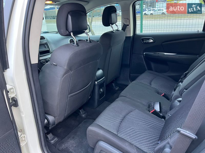 Внедорожник / Кроссовер Dodge Journey 2015 в Днепре