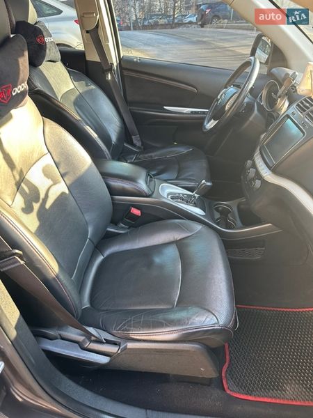 Позашляховик / Кросовер Dodge Journey 2018 в Києві