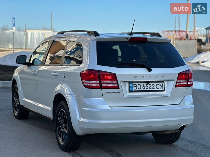 Внедорожник / Кроссовер Dodge Journey 2017 в Тернополе