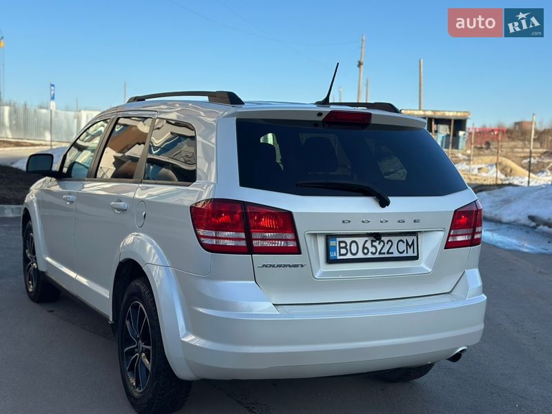 Внедорожник / Кроссовер Dodge Journey 2017 в Тернополе
