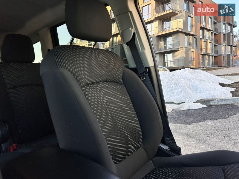 Внедорожник / Кроссовер Dodge Journey 2017 в Тернополе