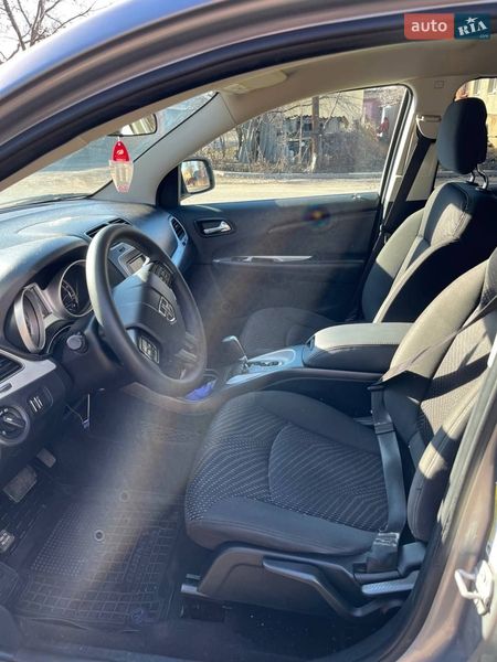 Внедорожник / Кроссовер Dodge Journey 2017 в Гайвороне