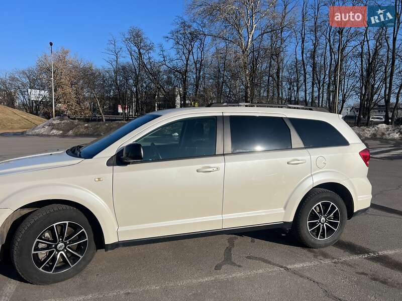 Внедорожник / Кроссовер Dodge Journey 2018 в Киеве фото 8 Внедорожник / Кроссовер Dodge Journey 2018 в Киеве